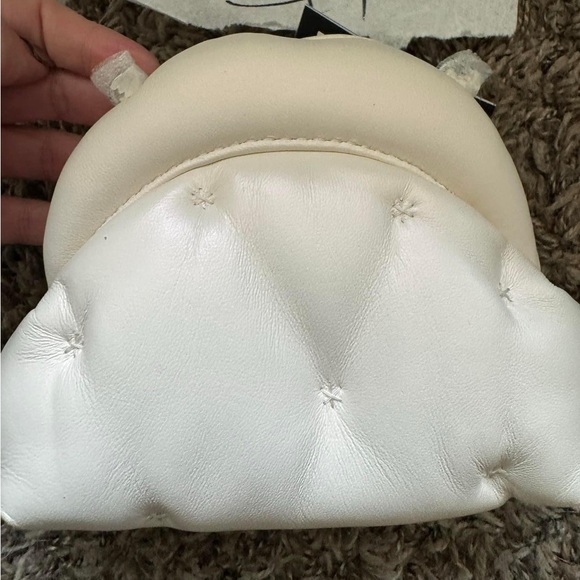 Kate spade Pearlized Smooth Quilted Leather cloud mini crossbody - Picture 3 of 8